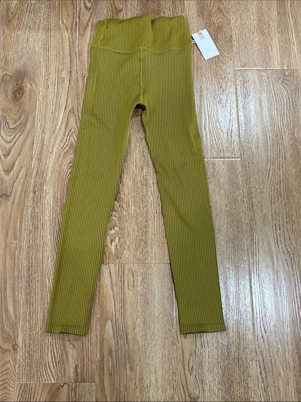 Good American Olive Ribbed Jeggings
